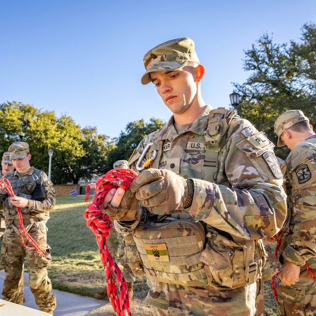 ROTC student ties knot